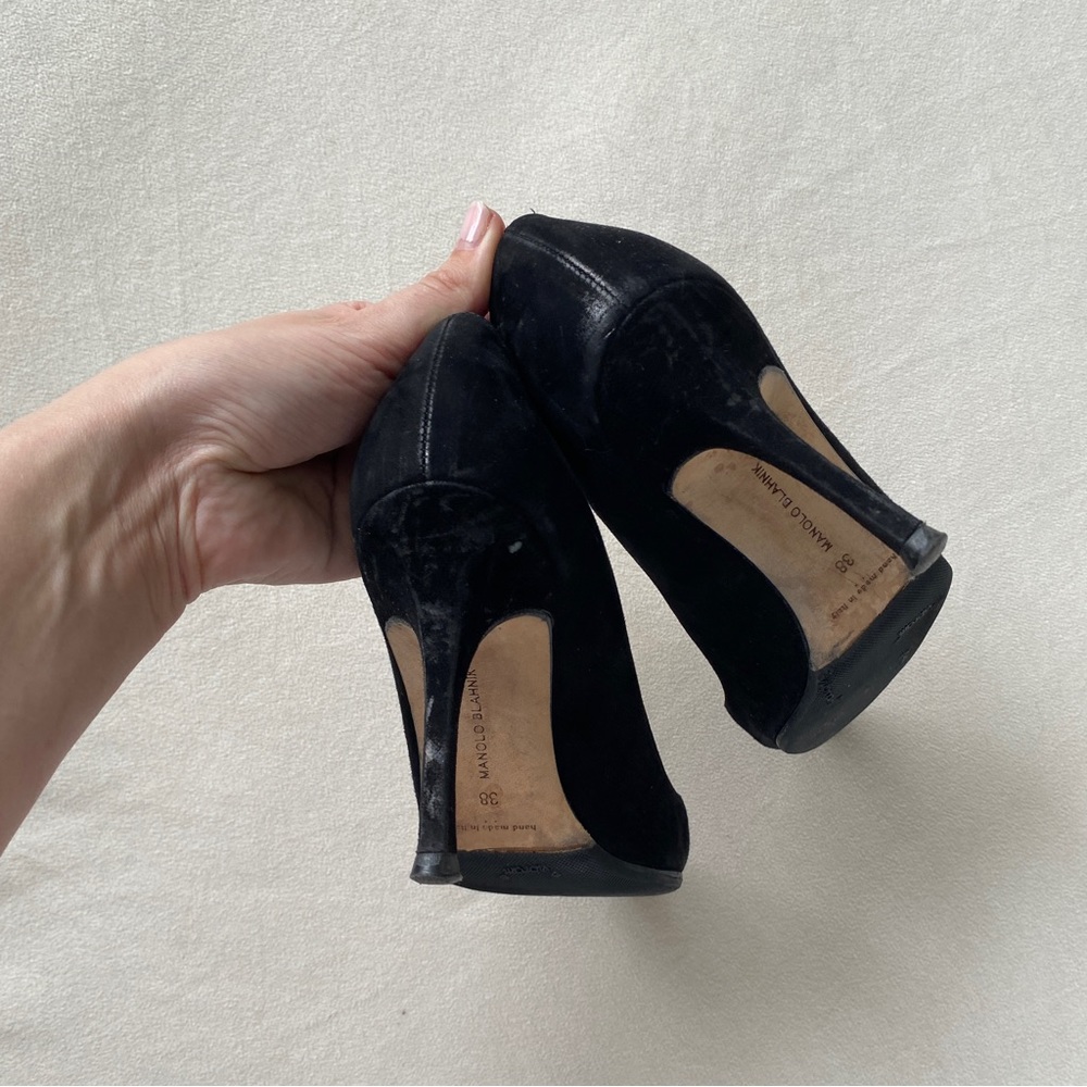 Manolo Blahnik Black Heels - Picture 7 of 8